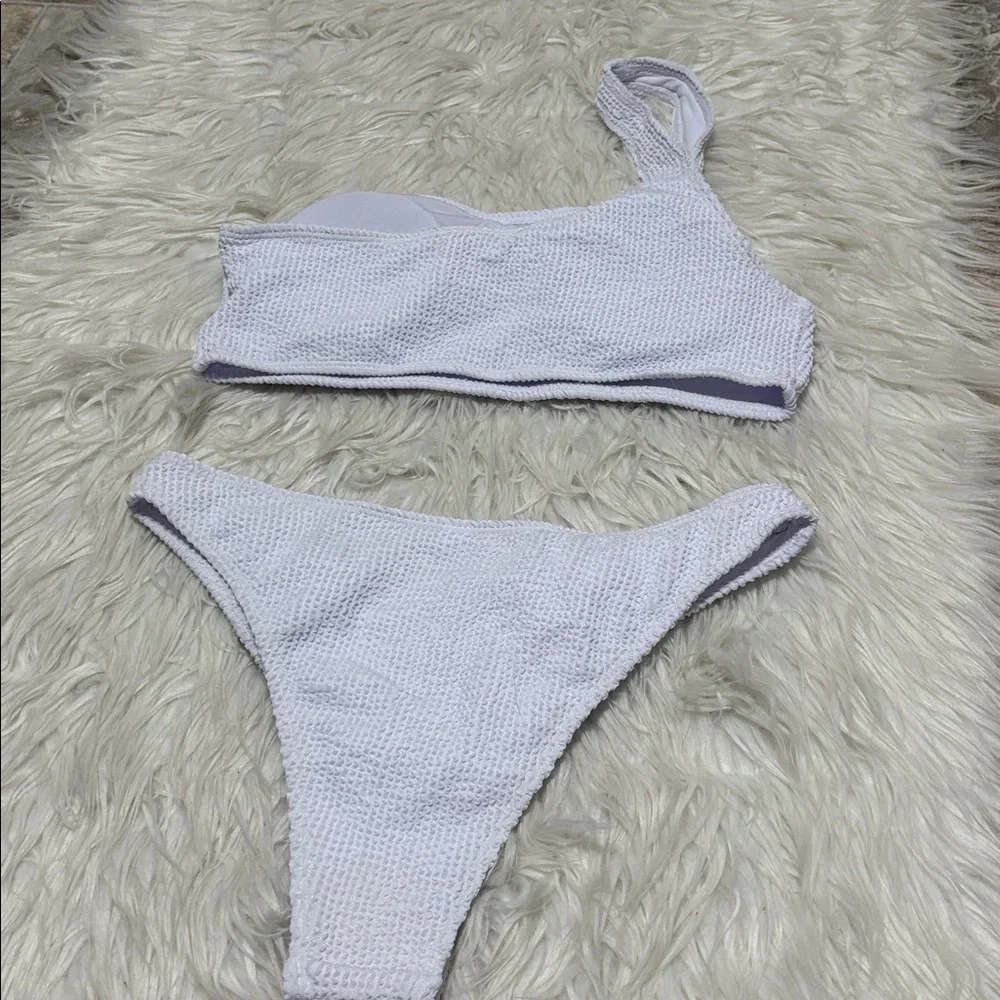 NWOT Yimisan Off White Textured One Shoulder 2 Piece Swim Suit Size L